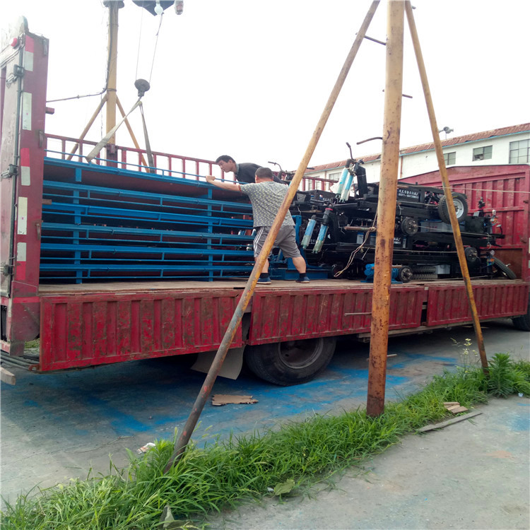 礦山三輪車發貨現場